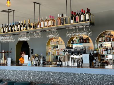 ISALOS ALL DAY FOOD BAR – ΒΡΑΔΗΣ ΣΤΑΜΑΤΙΟΣ