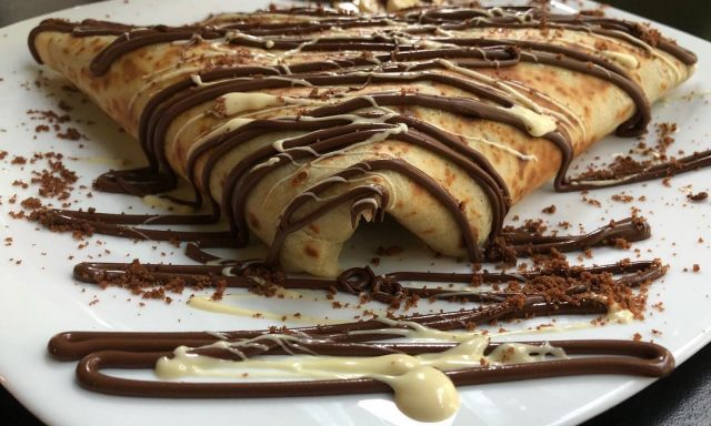 CREPE MOOD