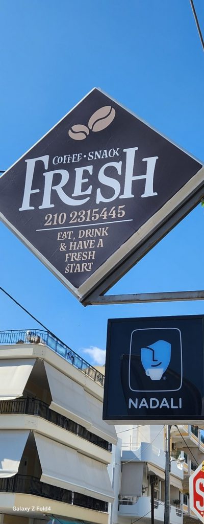 FRESH COFFEE &amp; SNACKS