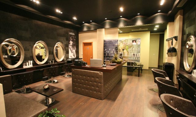 ΚΟΜΜΩΤΗΡΙΟ ΚΩΝΣΤΑΝΤΙΝΟΣ